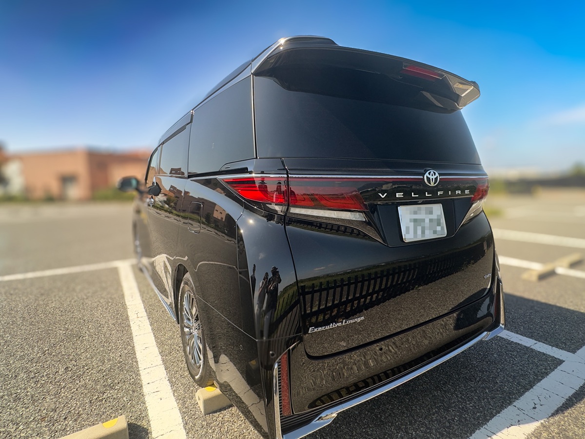 トヨタ ヴェルファイア 外観 阪神個人タクシー